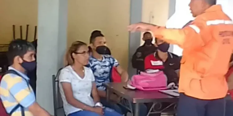 Inició curso «Guardavidas y rescate en espacios acuáticos» para PC y Bomberos