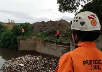 Protección Civil y organismos de prevención alertas ante lluvias en Mariño