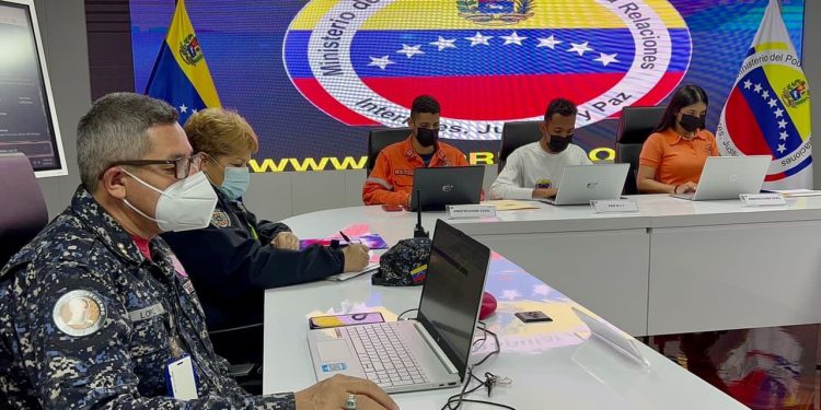 Sistema de prevención y gestión de riesgos se mantiene alerta ante el paso del ciclón tropical