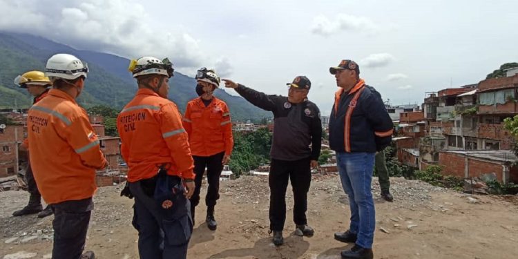 Viceministro Pérez Ampueda supervisó puntos vulnerables en la Gran Caracas