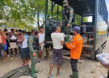 SNGR instaló carpas de triaje en la parroquia Urribarrí del estado Zulia