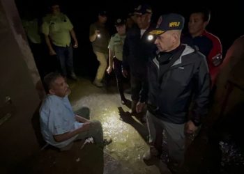 Realizan evaluación de daños por el desbordamiento del río El Castaño