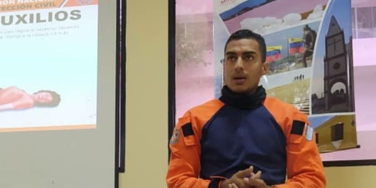 SNGR fortalece capacidad de respuesta de estudiantes ante eventos adversos