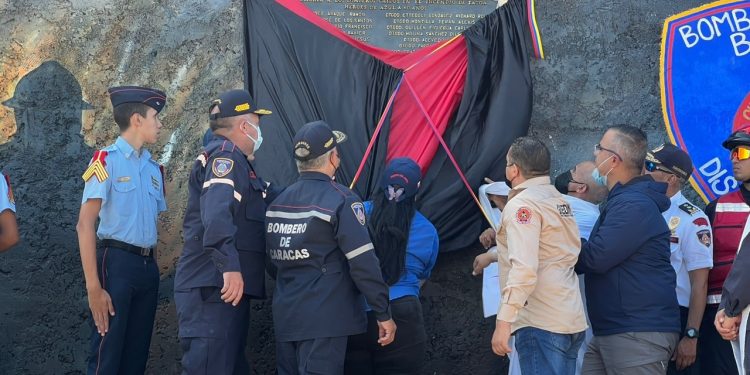 SNGR rememora a los mártires de Tacoa tras cumplirse 40 años de la tragedia