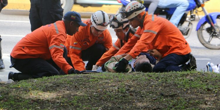 Más de 24 mil funcionarios del SNGR brindaron atención durante el 2022