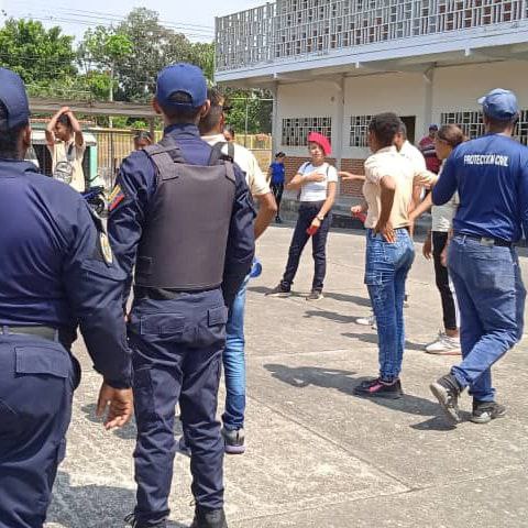 Funcionarios preventivos por evento de desalojo