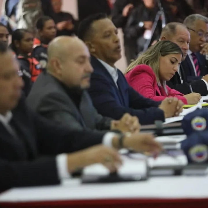 Asistentes a reunió del plan visión