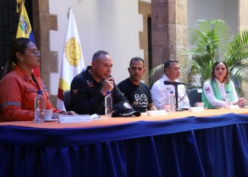 INAMEH hace entrga de 6 estaciones Aurora en La Guaira