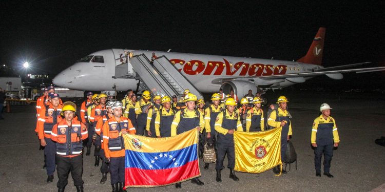 Venezuela envía FTHSB a Bolivia