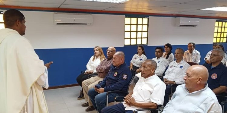 "Hoy más que nunca estos muchachos requieren muchas bendiciones por parte de nosotros"