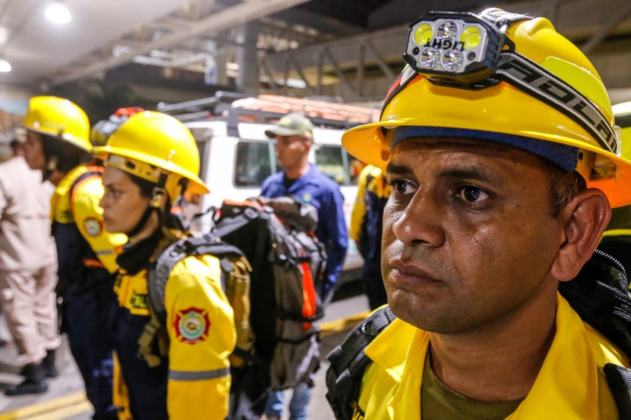 Equipos especializados en combate de incendios forestales