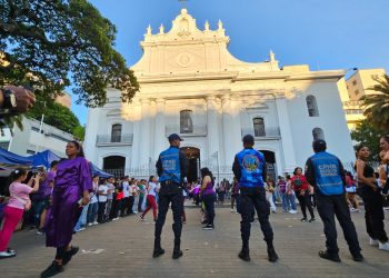 Órganos de seguridad ciudadana resguardan a feligreses durante procesiones del Nazareno