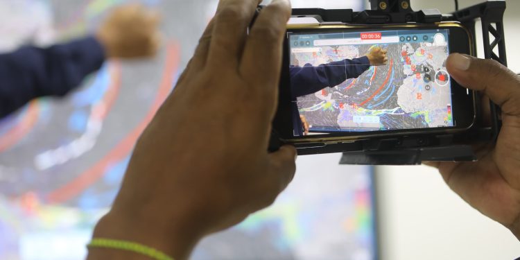 Onda tropical N° 2 se aproxima a territorio venezolano