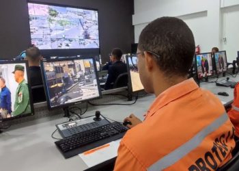 Sistema Nacional de Gestión de Riesgo atiende comunidades del estado Sucre tras el paso del huracán Beryl