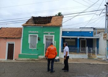 Protección Civil e IMA desplegados en Maracaibo por las lluvias