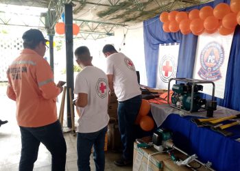 Cruz Roja y la FAO donaron equipos a Protección Civil Machiques