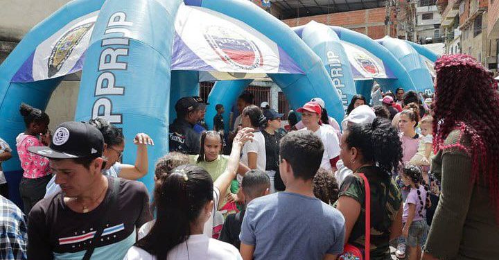 Exitosa 15ª jornada de atención integral en Petare: Fusión popular, militar y policial beneficia a 7 mil personas