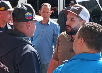 Representantes del GPPSB visitan Cuartel Central de Bomberos en demostración de compromiso por la seguridad del pueblo venezolano