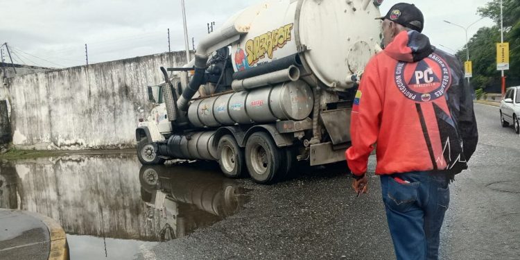 Inspección exhaustiva de drenajes en Páez: clave para prevenir inundaciones durante la «Temporada de lluvia 2025