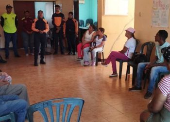 Club del Adulto Mayor Armonía recibe taller sobre Cambios Climáticos