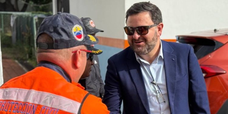 Importante reuni贸n en Protecci贸n Civil: consultor internacional de INSARAG llega a Venezuela