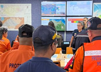 Venezuela fortalece la cooperación internacional en gestión de riesgos y desastres con la visita del consultor de INSARAG