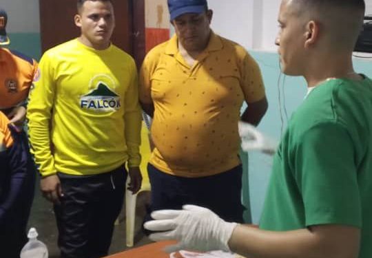 Taller de Técnicas de Sutura fortalece capacidad de respuesta de voluntariado y Protección Civil Falcón