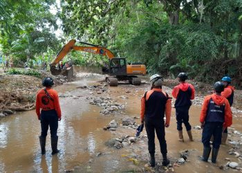 Tarea conjunta de prevención: Canalización del río en Nueva Colombia para afrontar la temporada de lluvias en Sucre