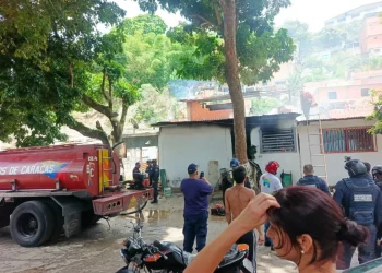 Operativo de respuesta inmediata frente a incendio en vivienda de Petare: SNGR coordina exitosa acción interinstitucional en Sucre