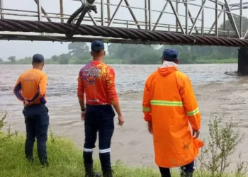 Colapso total de puente en Autopista José Antonio Páez interrumpe tránsito vehicular en Ospino, estado Portuguesa