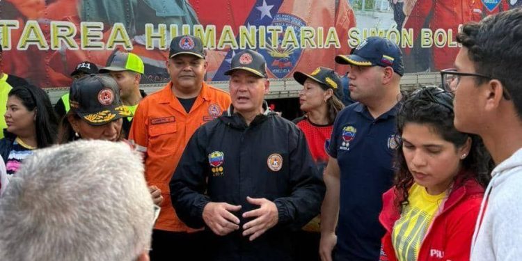 Protección Civil entregó insumos a familias afectadas por las crecidas del Río Orinoco en Delta Amacuro