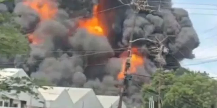 SNGR activó labores de mitigación al fuego en Carabobo