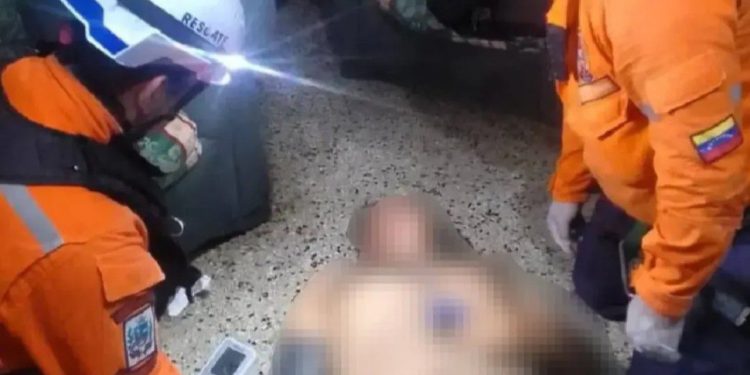 Protección Civil Chacao atendió a un hombre lesionado en su vivienda