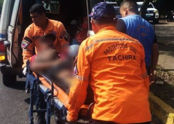 DNPCAD atendió colisión en Táchira