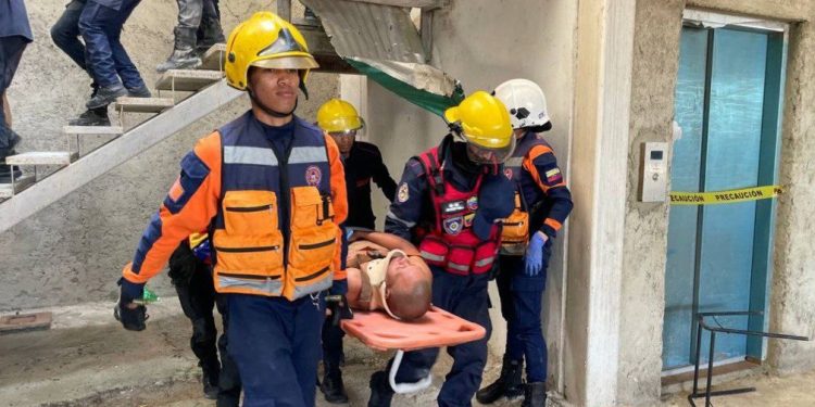 Presidente Maduro felicita la masiva participación del pueblo en el Simulacro Nacional de Protección Civil