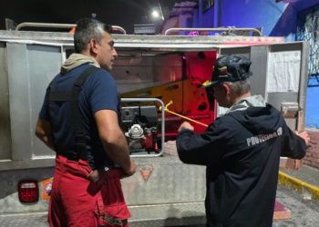 SNGR realizó labores de mitigación al fuego en el Hatillo