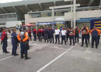DNPCAD desplegó guardia preventiva en el partido de Magallanes vs. Caribe