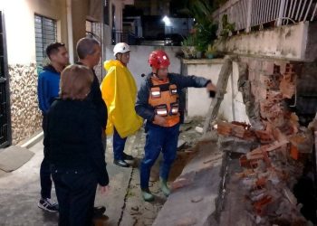 Protección Civil realizó una inspección de una edificación en el estado Trujillo