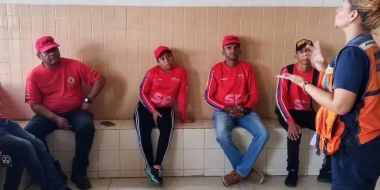 Protección Civil del estado Bolívar capacitó al personal de Prevención y Control del Hospital Dr. Julio C. Rivas