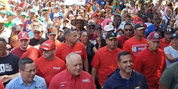 Protección Civil acompañó marcha en el estado La Guaira