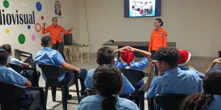 REDAN Marítima e Insular realizó una jornada de formación en la U.E. Fray Elías María Sendra en el estado Nueva Esparta