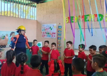 Protección Civil realizó jornada formativa en la Unidad Educativa José Nicolás Silva en el estado Lara