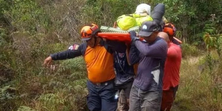 DNPCAD rescató con éxito a turista brasileña lesionada en el Parque Nacional Canaima