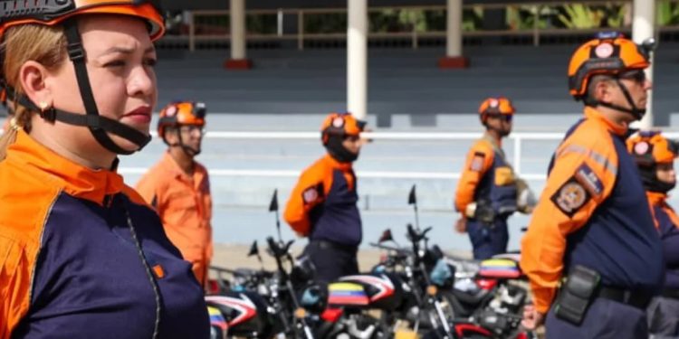 Cap. Diosdado Cabello robustece con dotación la capacidad operativa de Protección Civil