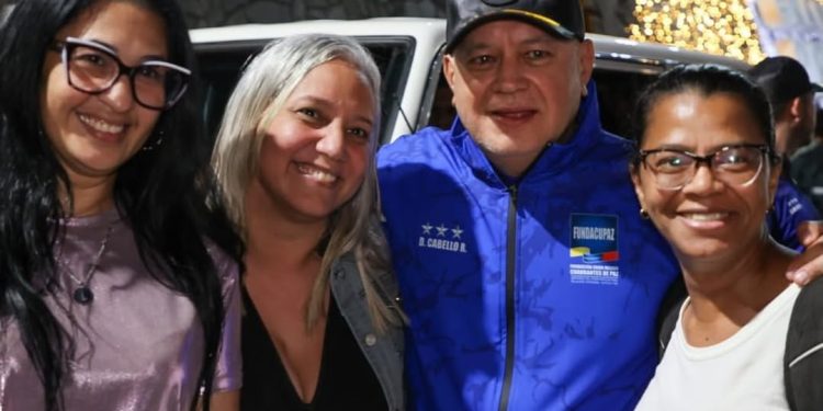 Ministro Cabello realizó recorrido por diversas zonas del Área Metropolitana de Caracas