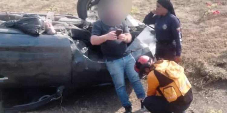 Protección Civil atiende accidente de tránsito en la ARC