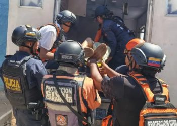 Protección Civil controló incendio en una vivienda en el estado Carabobo