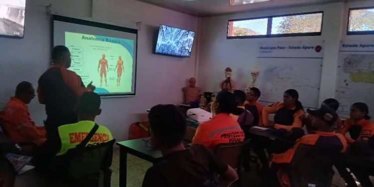 Protección Civil Apure capacitará a todo su personal en materia de Primeros Auxilios