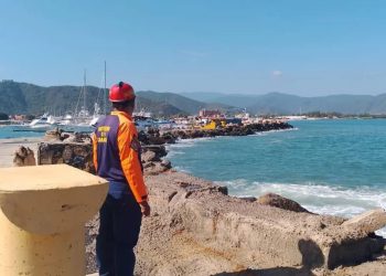 Franja Costera de Puerto Cabello es inspeccionada por la Fuerza Naranja