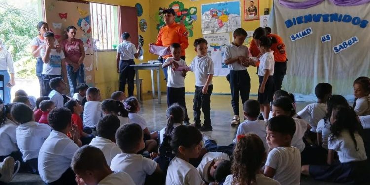 SNGR realiza jornada de formación en el estado Sucre